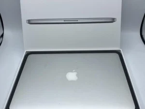 MacBook